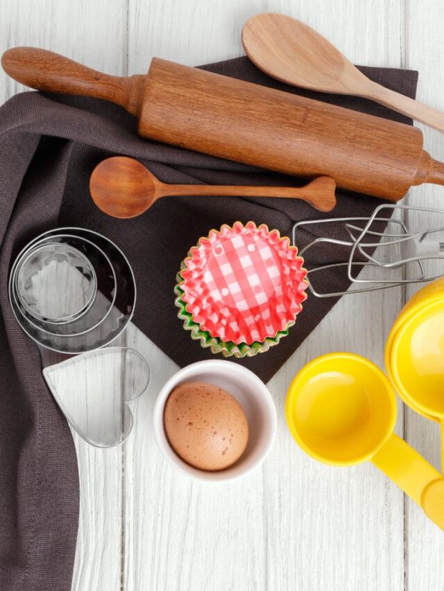 https://www.getdistributors.com/wp-content/uploads/2023/11/cropped-7-Must-have-Baking-Tools-For-Every-Baker.jpg